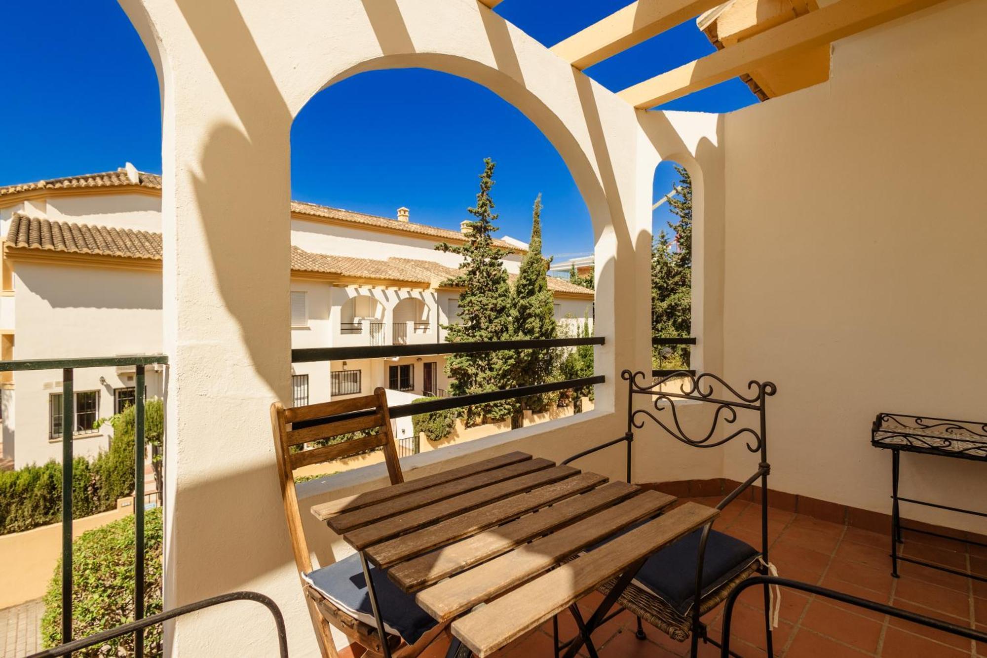 Beautiful Townhouse Walking Distance To The Beach In Costabella, Marbella Villa Exterior photo